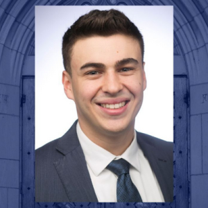 ariel kantor's headshot with the duke arch behind 